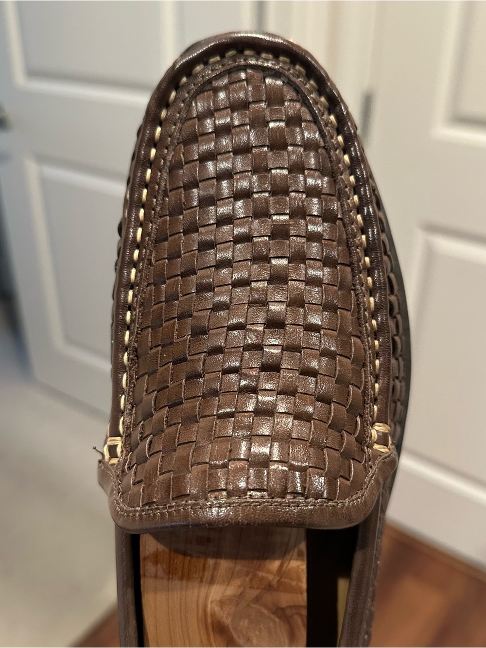 Tommy Bahama Men's Brown Woven Leather Slip-On Loafers - Picture 6 of 15